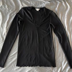 Black lace trim v-neck long sleeve